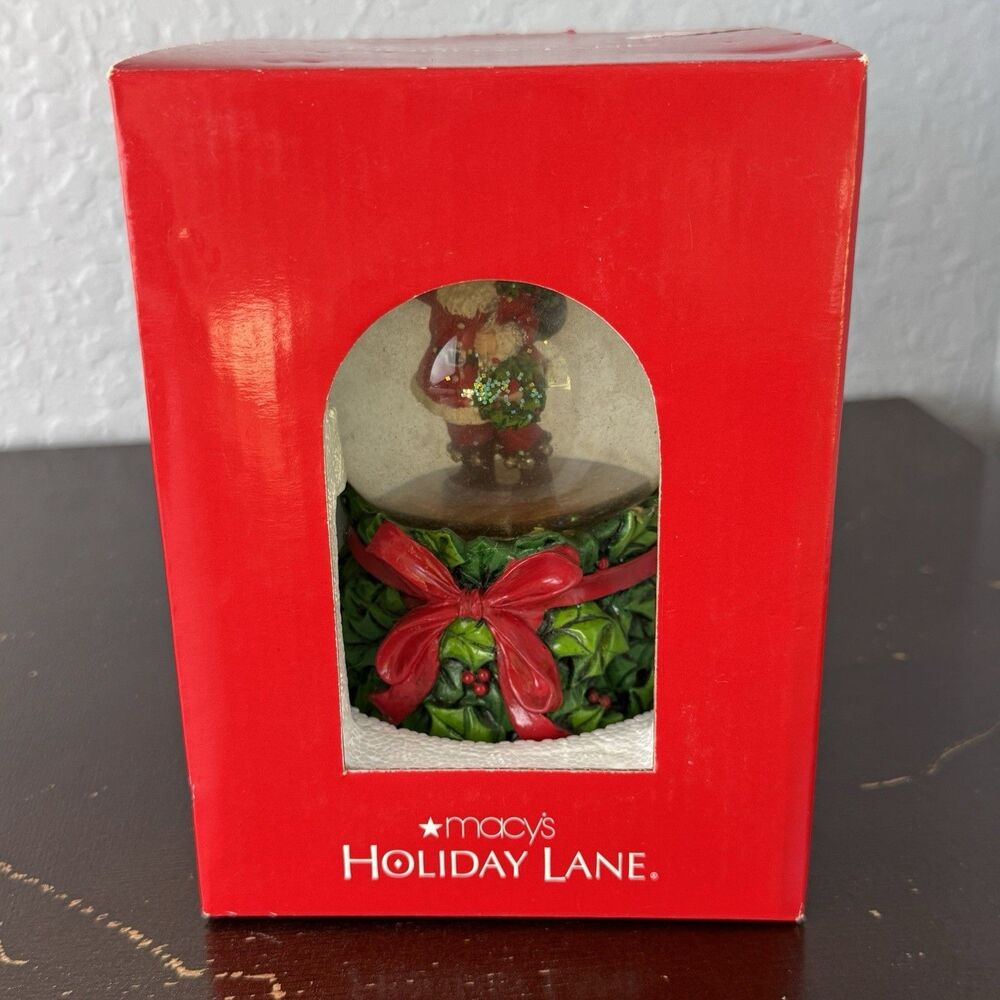 Macy’s 2007 Holiday Lane Musical Waterglobe Sealed NOS Santa Claus Christmas